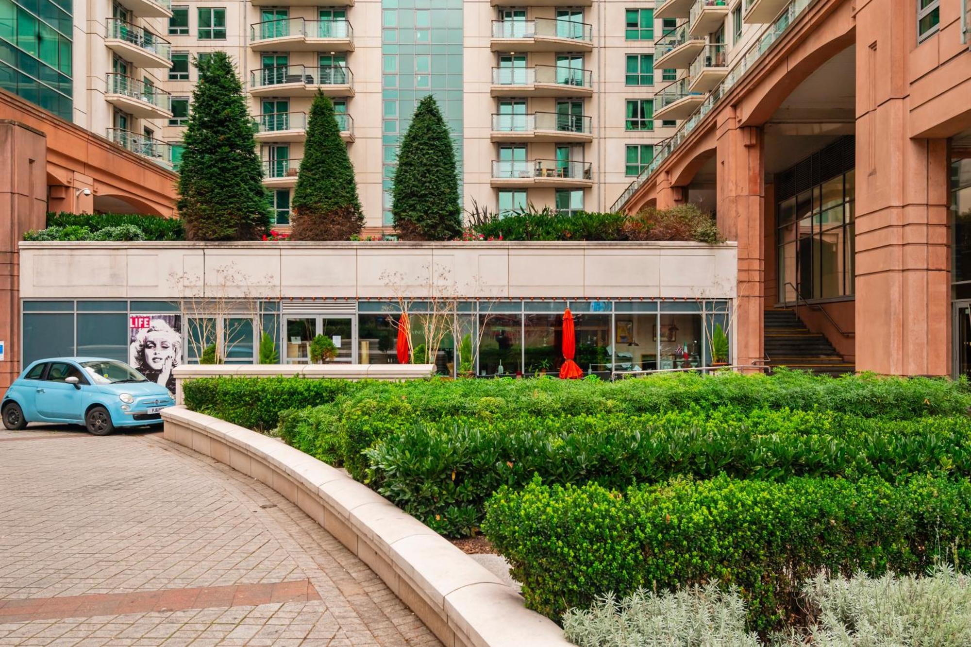 Vauxhall Skyline Apartment London Exterior photo